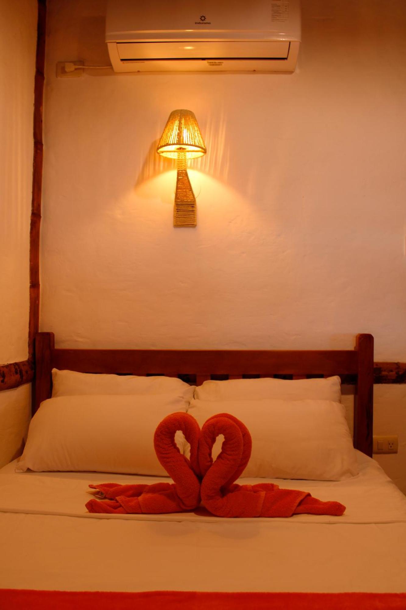 Hanga Roa Hotel Montañita Kültér fotó